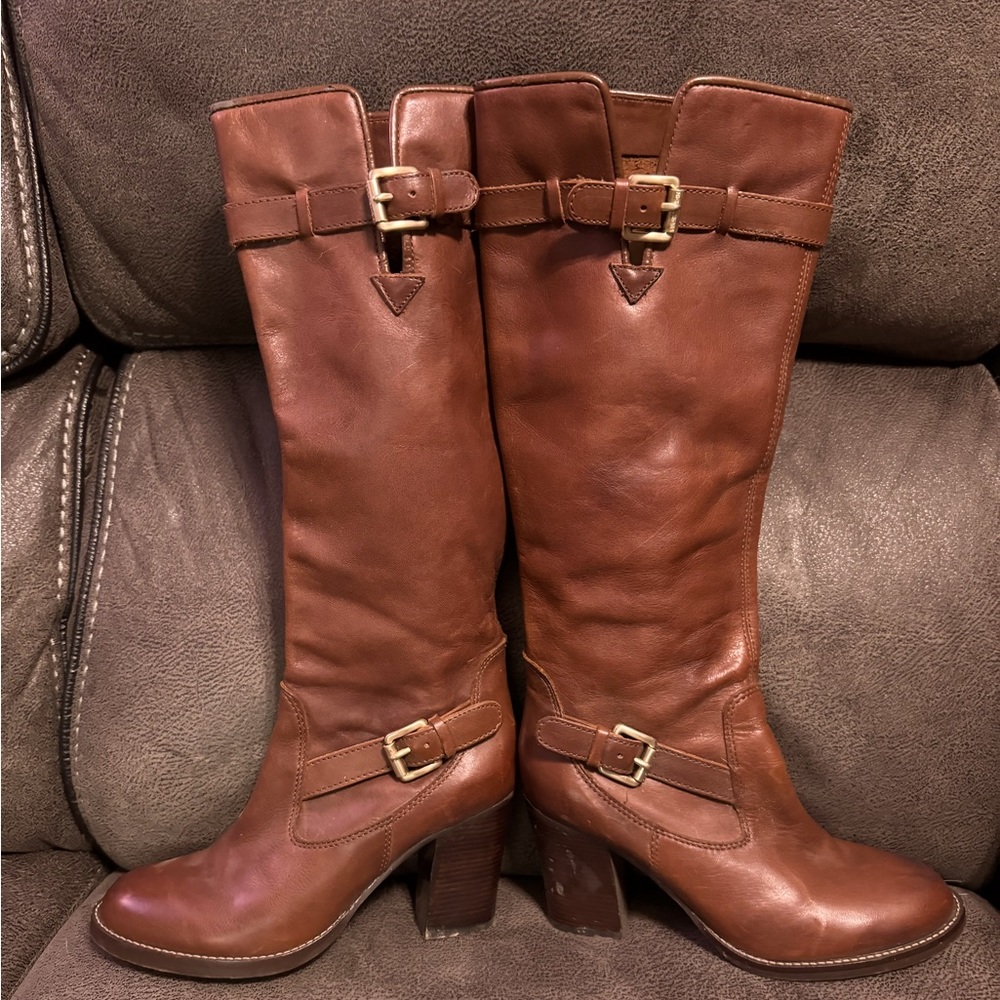 Michael Kors 7-1/2 boots with heel